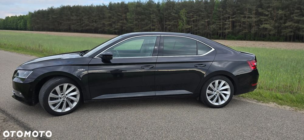 Skoda Superb 2.0 TSI 4x4 L&K DSG - 14