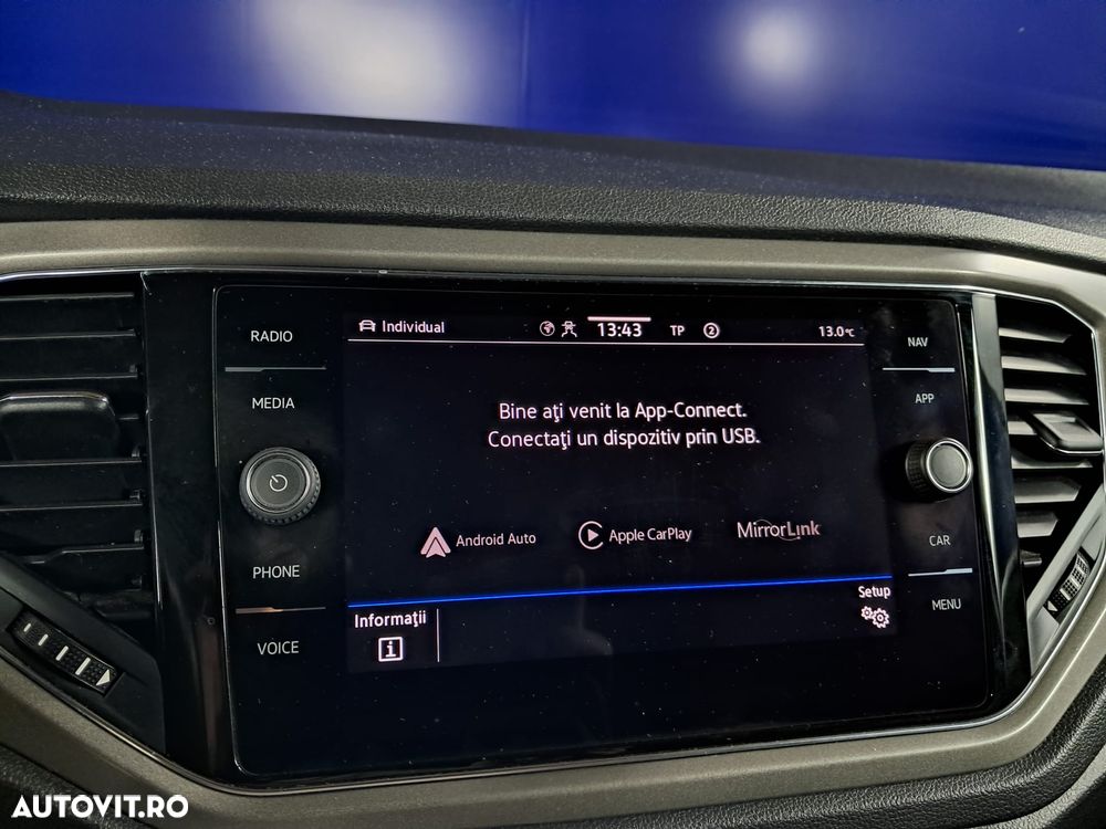 Volkswagen T-Roc - 19