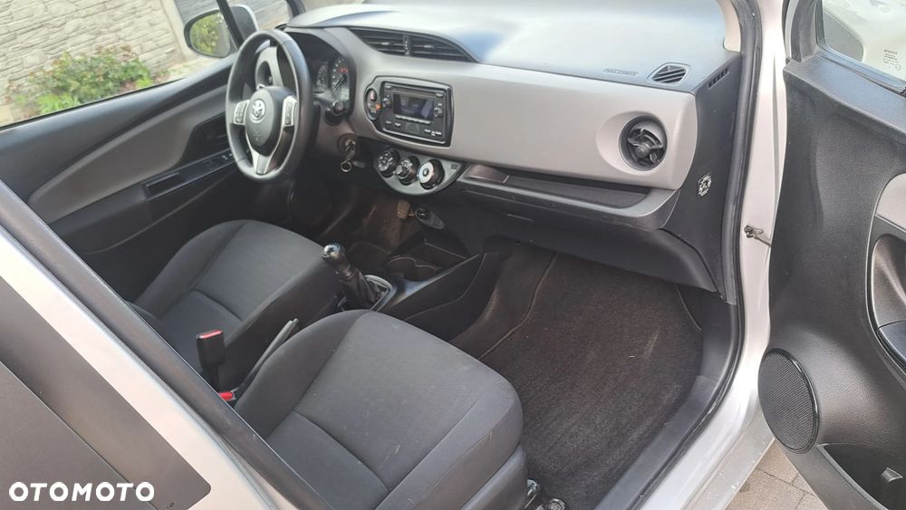 Toyota Yaris 1.0 Active - 14