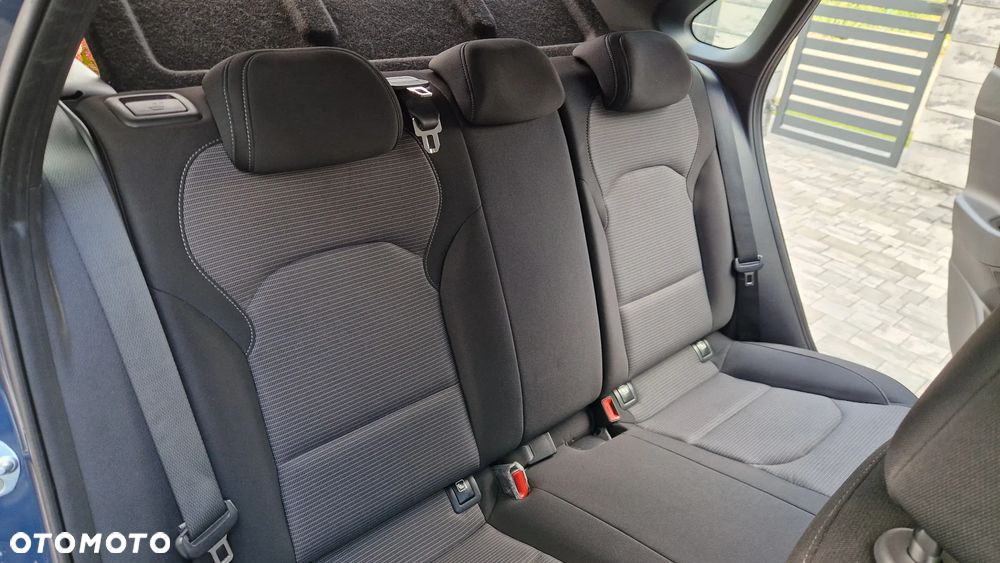 Hyundai i30 1.4 Classic + - 18