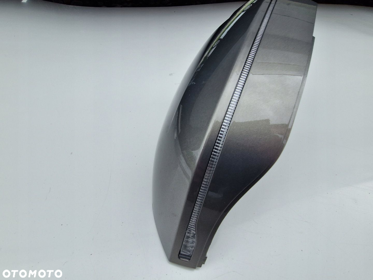 BMW 7 G70 22- Obudowa nakładka lusterka PRAWA OXID GRAU II MIGACZ LED - 4