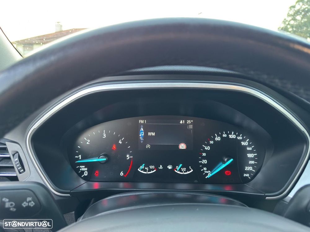 Ford Focus SW 1.5 TDCi EcoBlue Titanium - 26