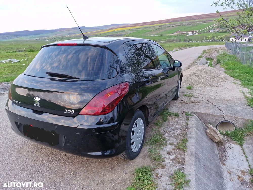 Peugeot 308 1.6HDi Premium - 8
