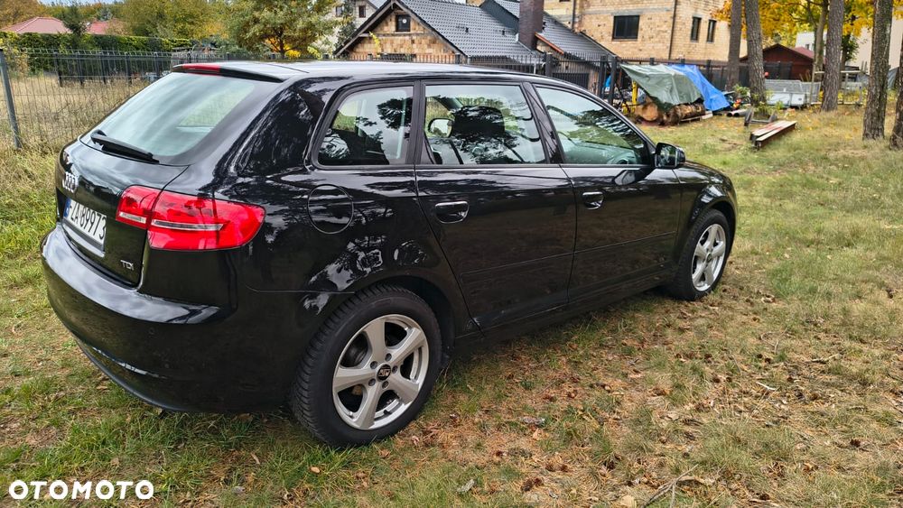 Audi A3 Sportback 2011 photo 3