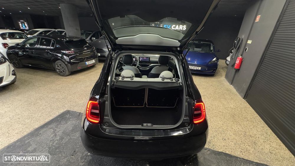 Fiat 500e La Prima - 36