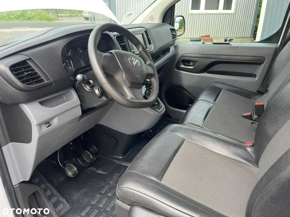 Toyota ProAce - 11
