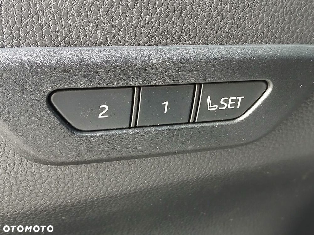 Toyota C-HR 1.8 Hybrid Executive - 33