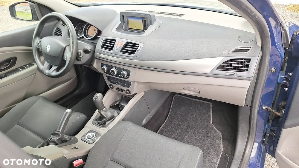 Renault Megane 1.6 16V 100 Authentique - 17
