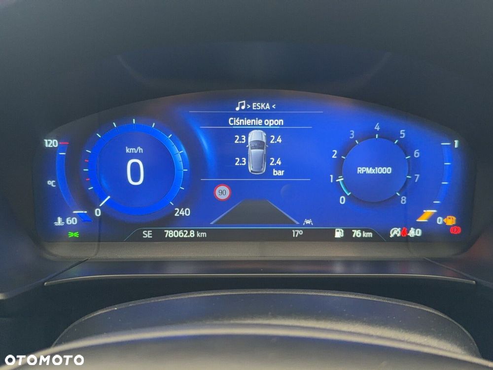 Ford Kuga - 28