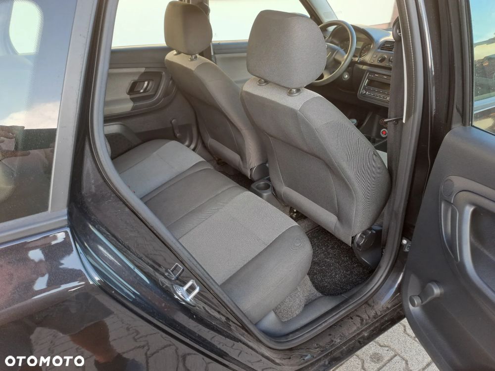 Skoda Fabia 1.2 HTP Active - 13