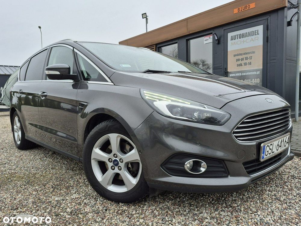 Ford S-Max - 25