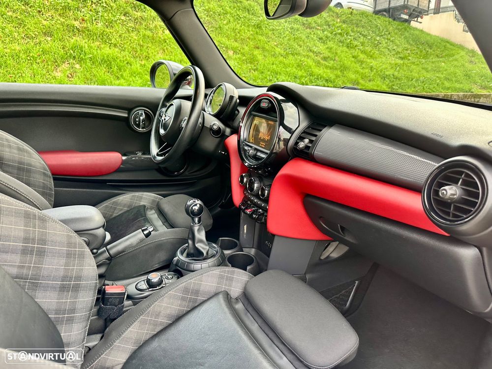 MINI 3 Portas Cooper D - 34
