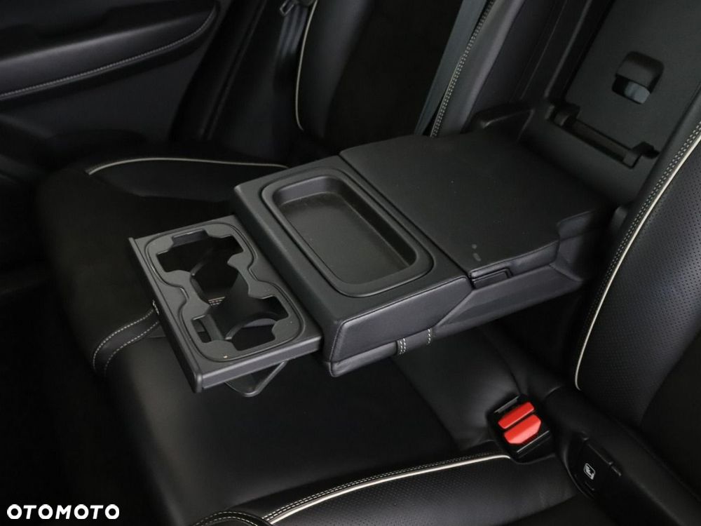 Volvo XC 60 D4 R-Design - 40