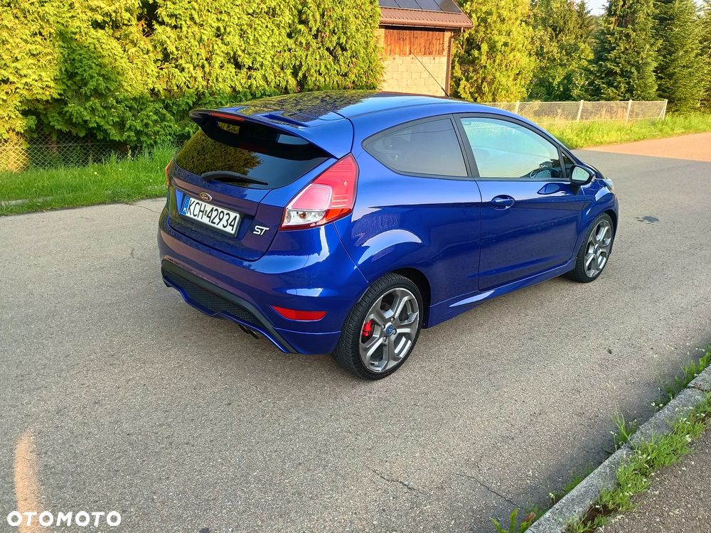Ford Fiesta 1.6 EcoBoost ST - 3