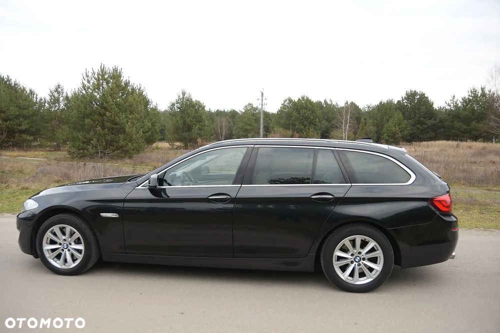 BMW Seria 5 525d - 3