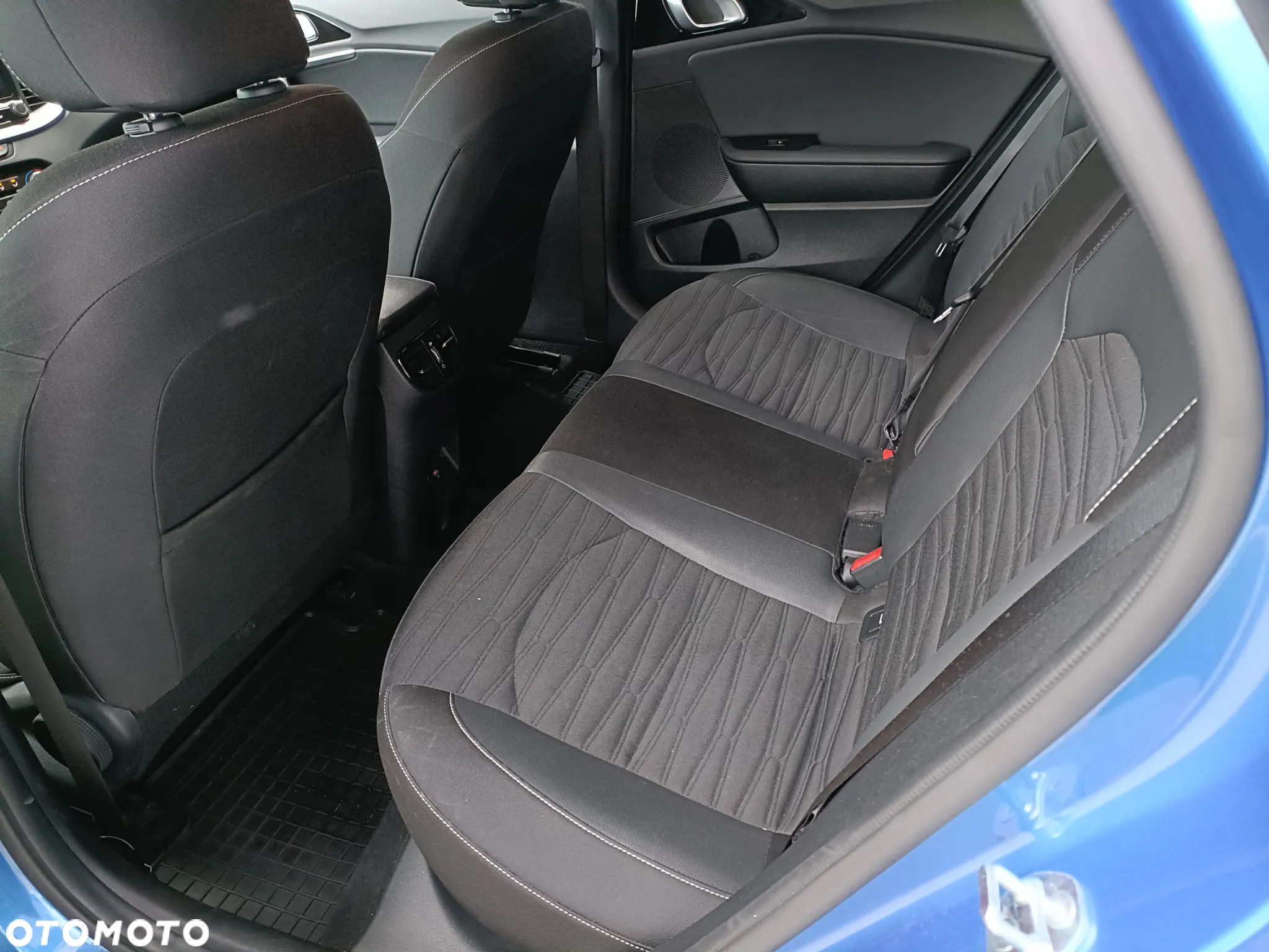 Kia ProCeed 1.5 T-GDI GT Line - 28