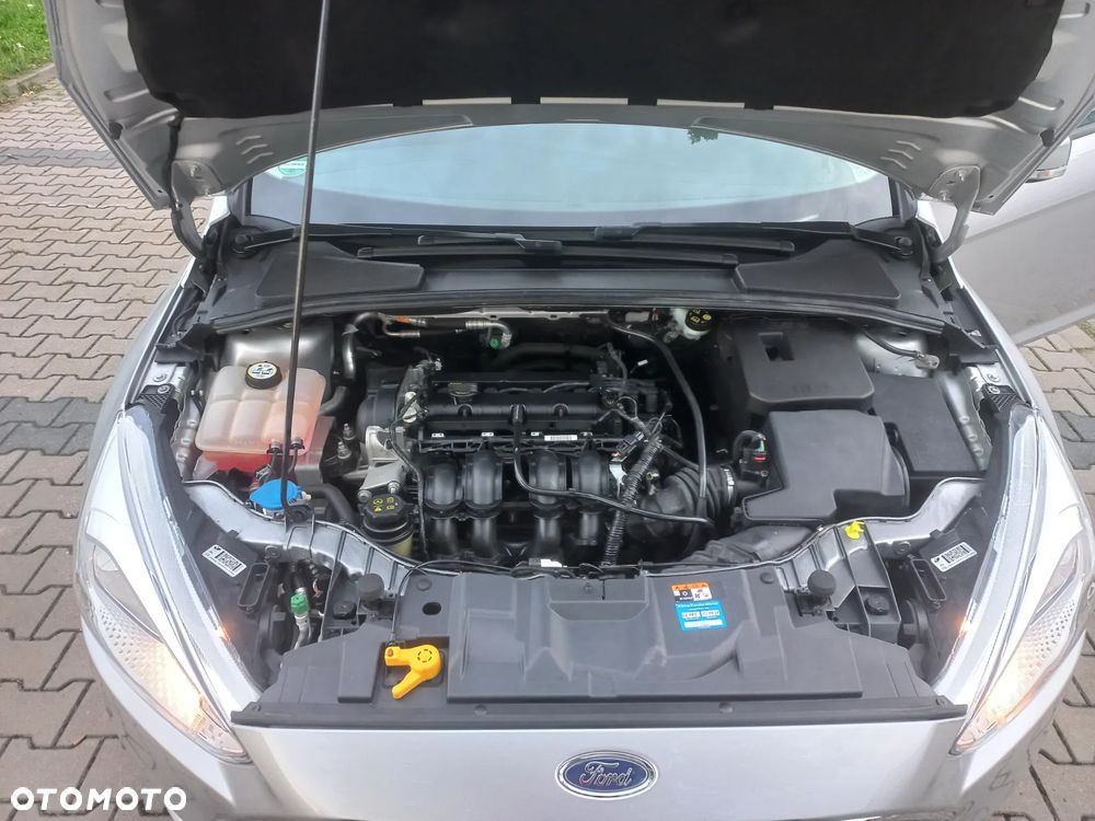 Ford Focus 1.6 TI-VCT Ambiente - 24
