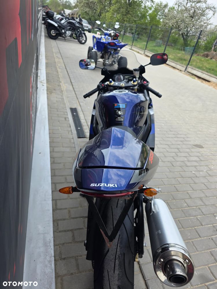 Suzuki GSX-R - 17