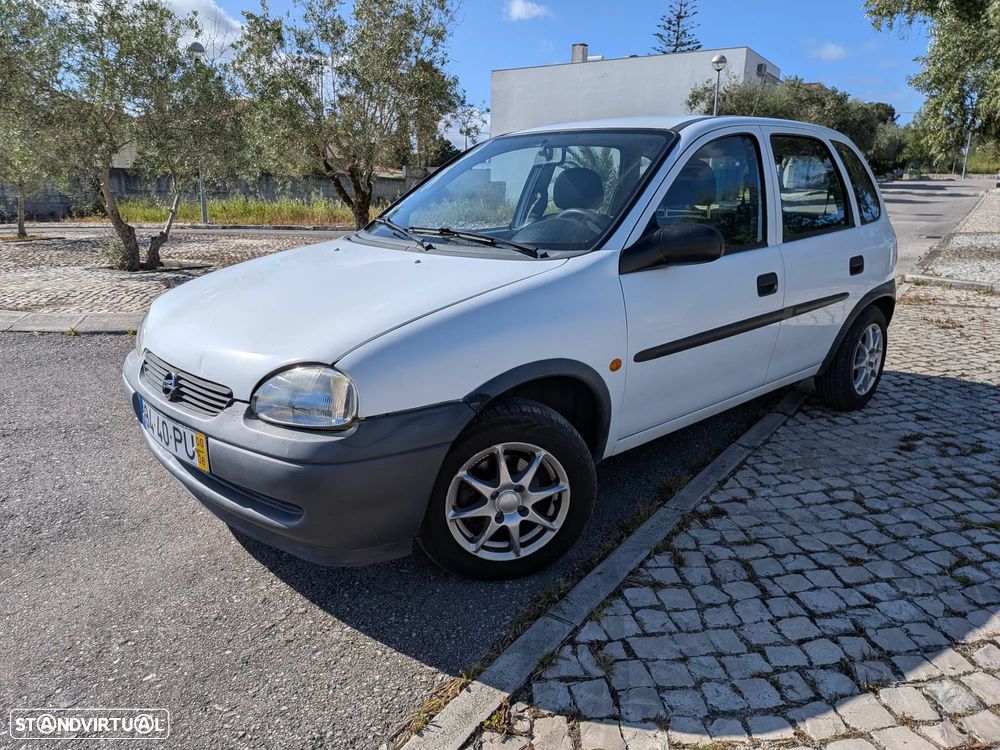 Opel Corsa 1.5 TD - 1