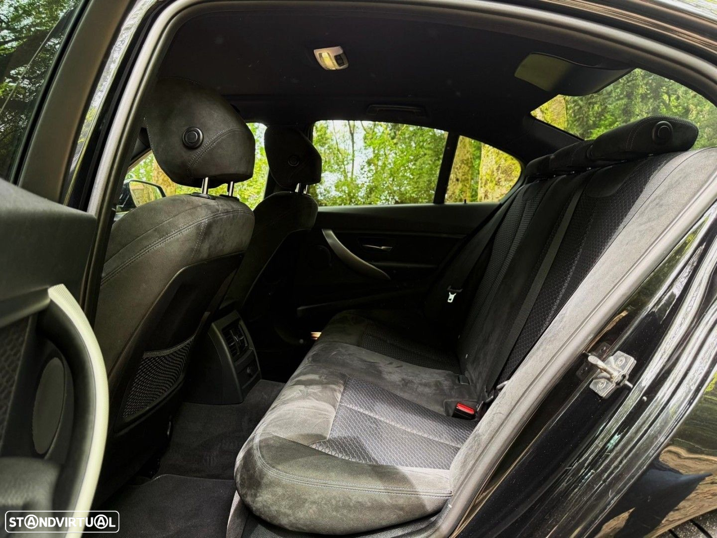 BMW 320 d Auto Pack M - 36