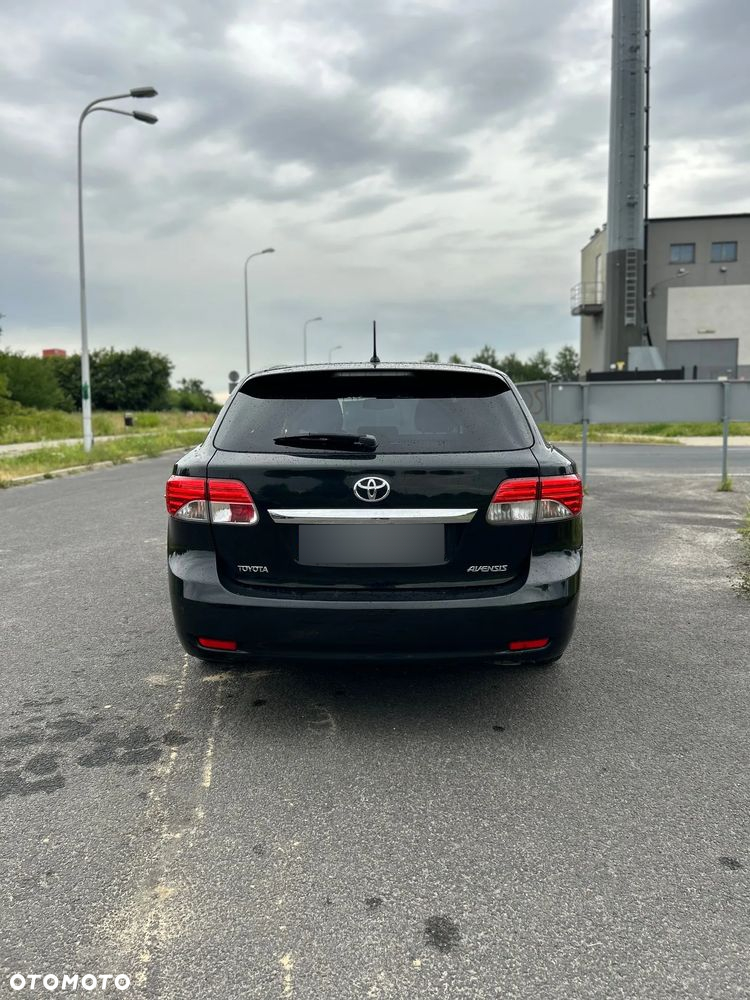 Toyota Avensis 2.0 Sol MS - 8