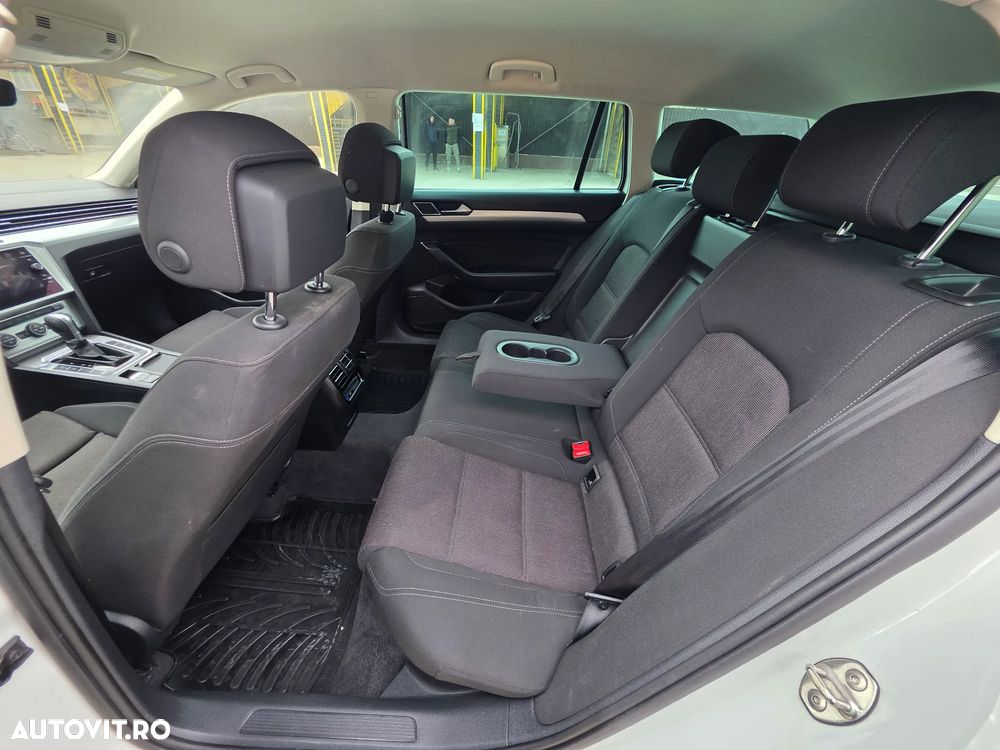Volkswagen Passat 1.6 TDI SCR DSG Comfortline - 7