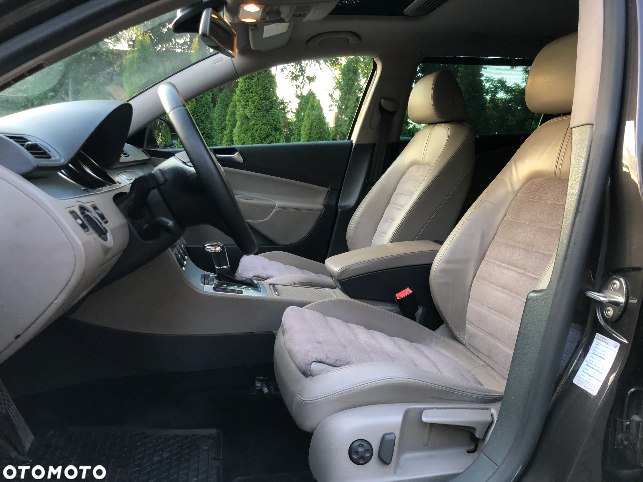 Volkswagen Passat Variant 2.0 TDI DPF DSG Highline - 8