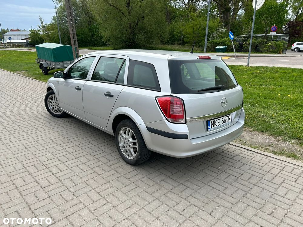 Opel Astra - 2