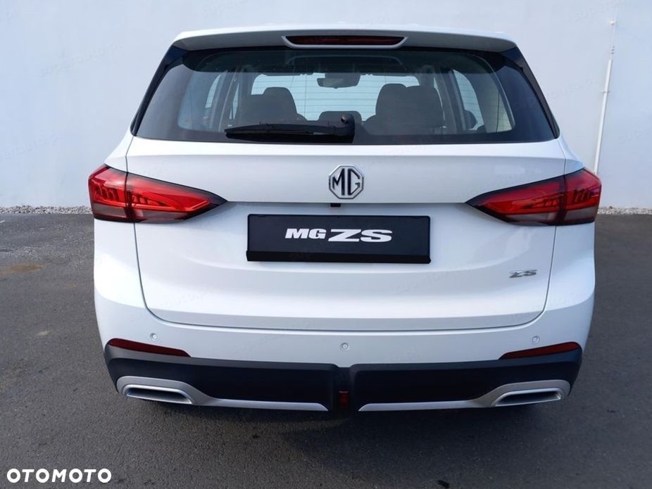 MG ZS - 5