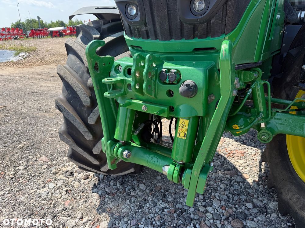 John Deere 6230R - 13
