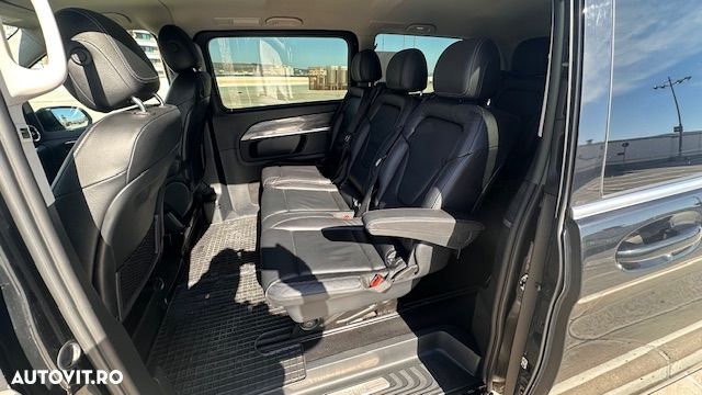 Mercedes-Benz V 220 d Extralang 9G-TRONIC Avantgarde Edition Edition 19 - 23