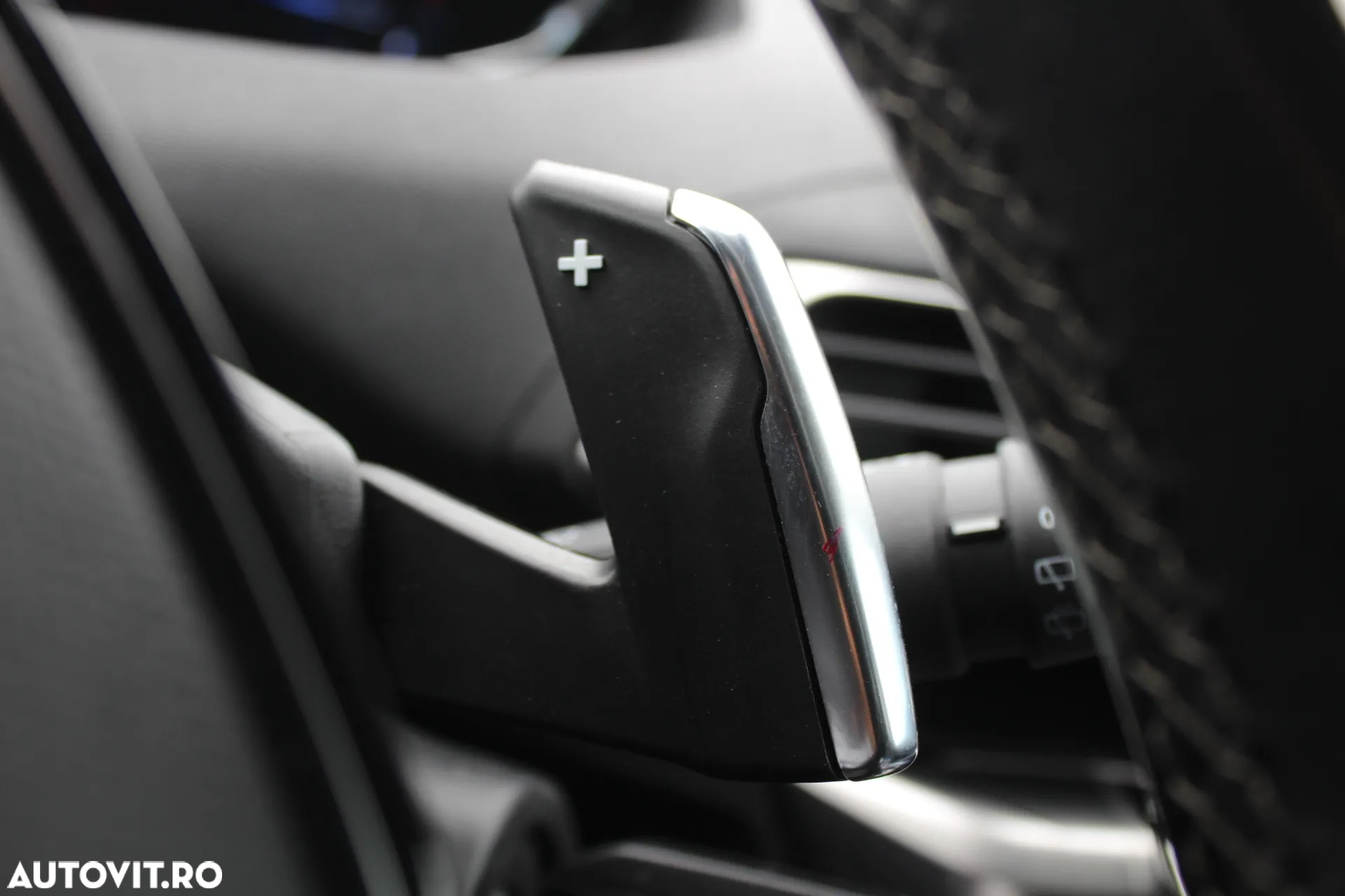 Peugeot 3008 BlueHDi 130 Stop & Start EAT8 Active Business-Paket - 9