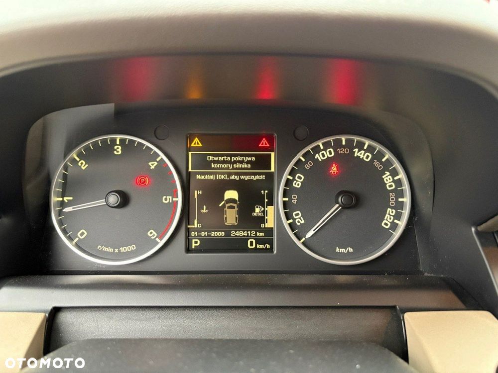 Land Rover Discovery - 16