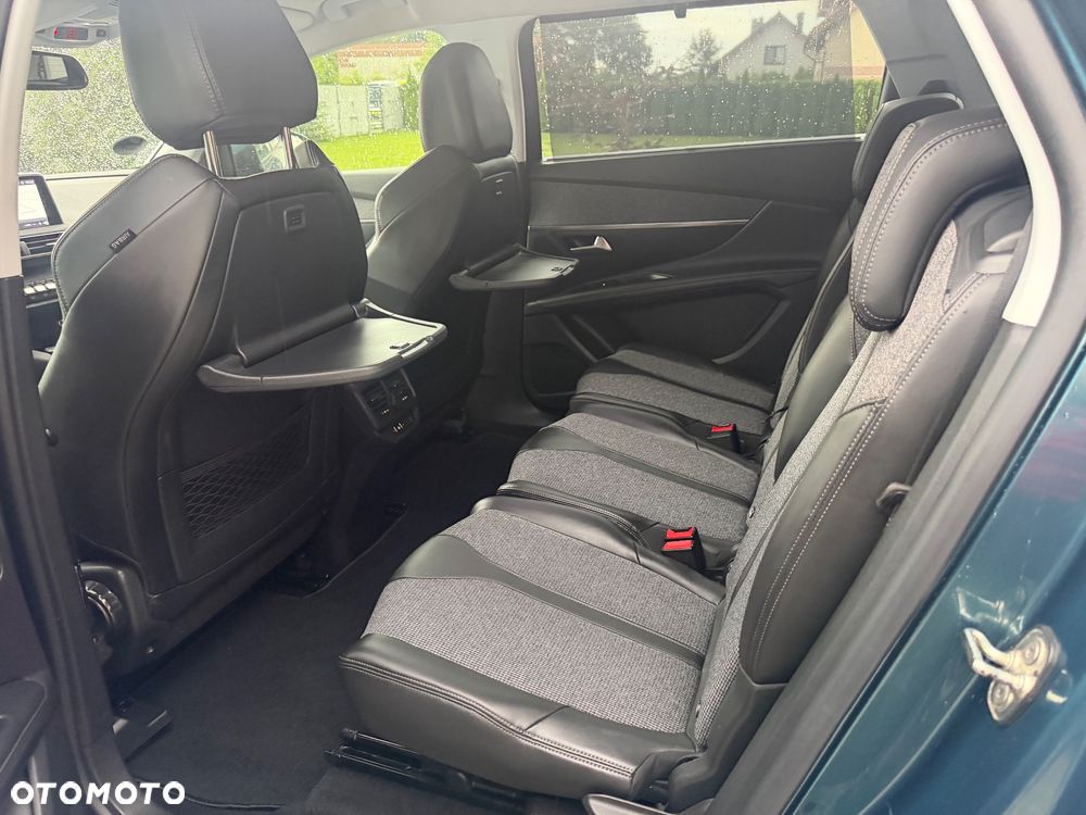 Peugeot 5008 1.6 BlueHDI Allure S&S EAT6 - 18