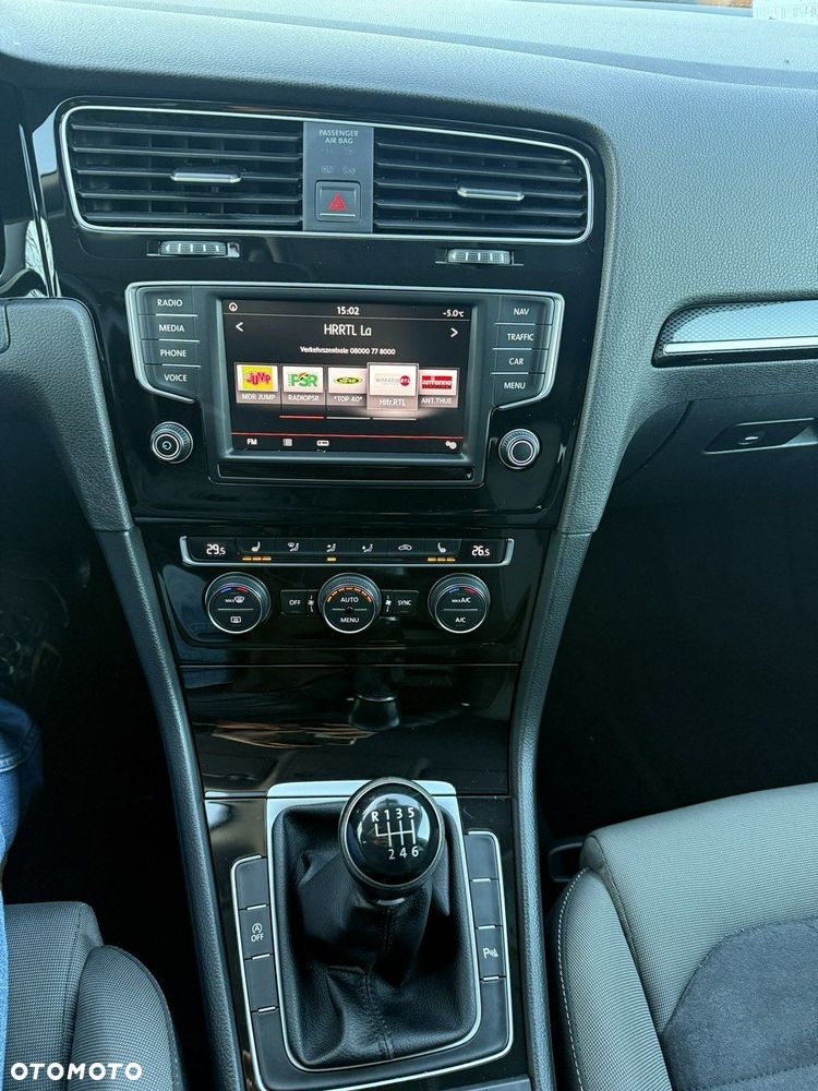 Volkswagen Golf - 9