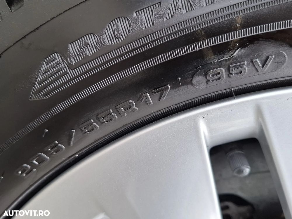 Skoda Octavia 2.0 TDI DSG 4X4 Style - 39