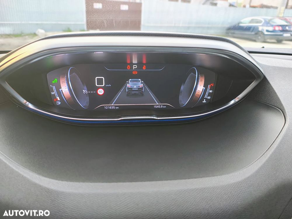 Peugeot 3008 1.2 PureTech Turbo S&S EAT6 GT-Line - 12