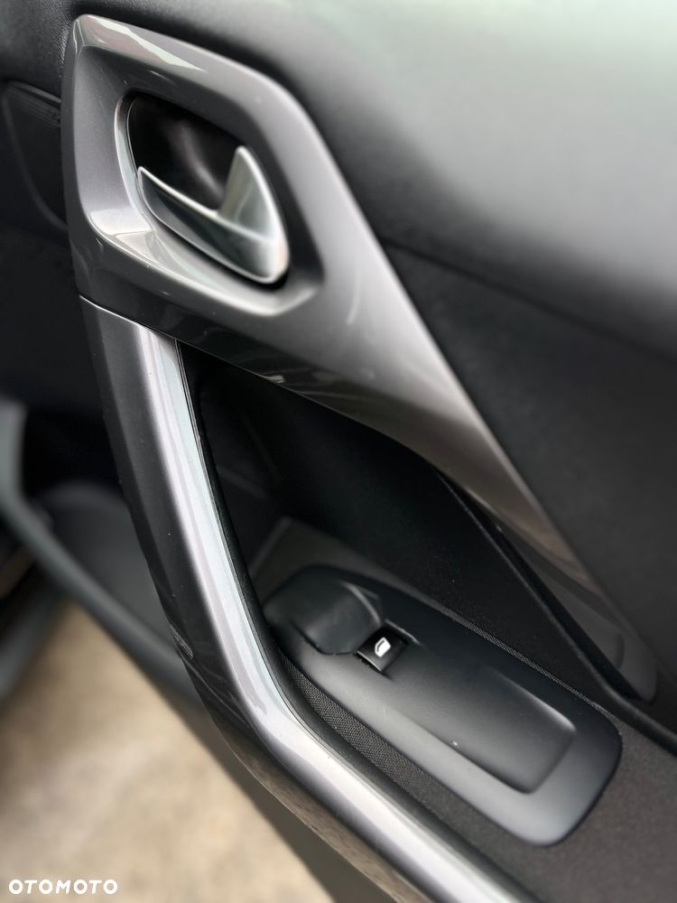 Peugeot 2008 PureTech 110 Stop&Start Business-Line - 26