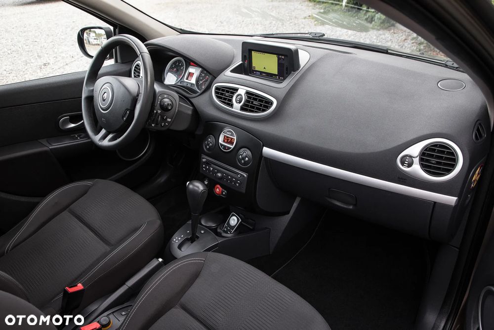 Renault Clio 1.6 16V Dynamique - 33