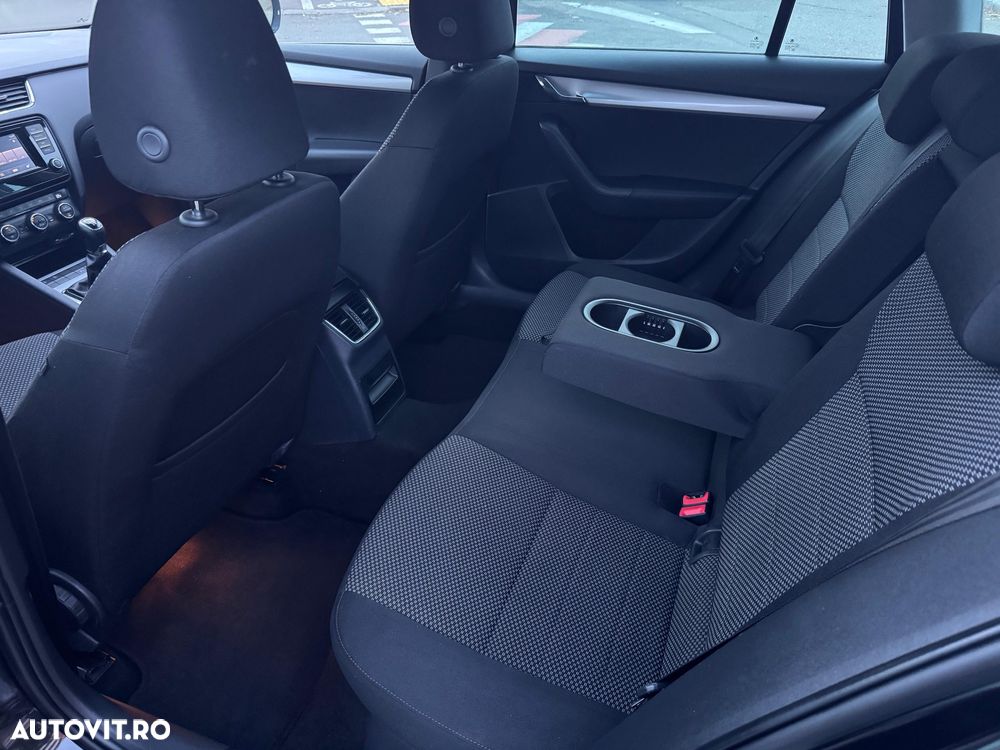 Skoda Octavia 1.6 TDI Elegance - 11