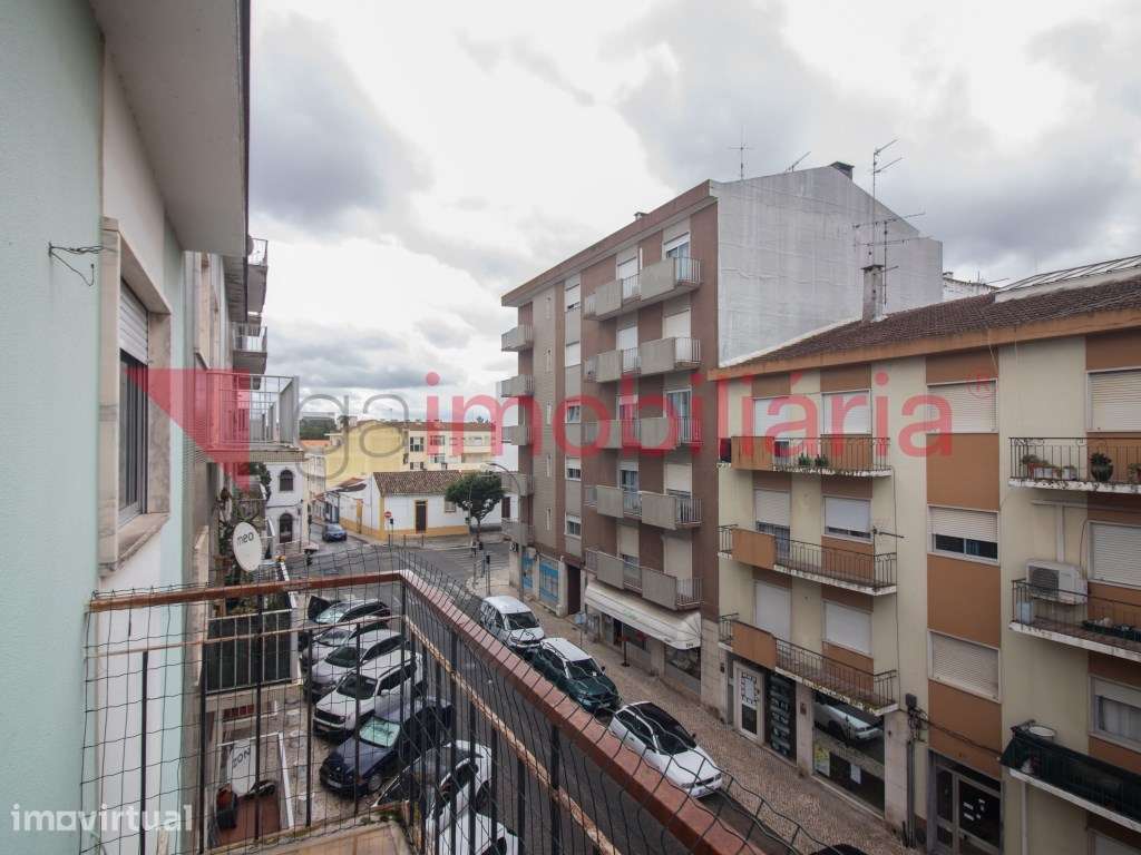 Apartamento T2 Centro Cartaxo - Grande imagem: 2/23