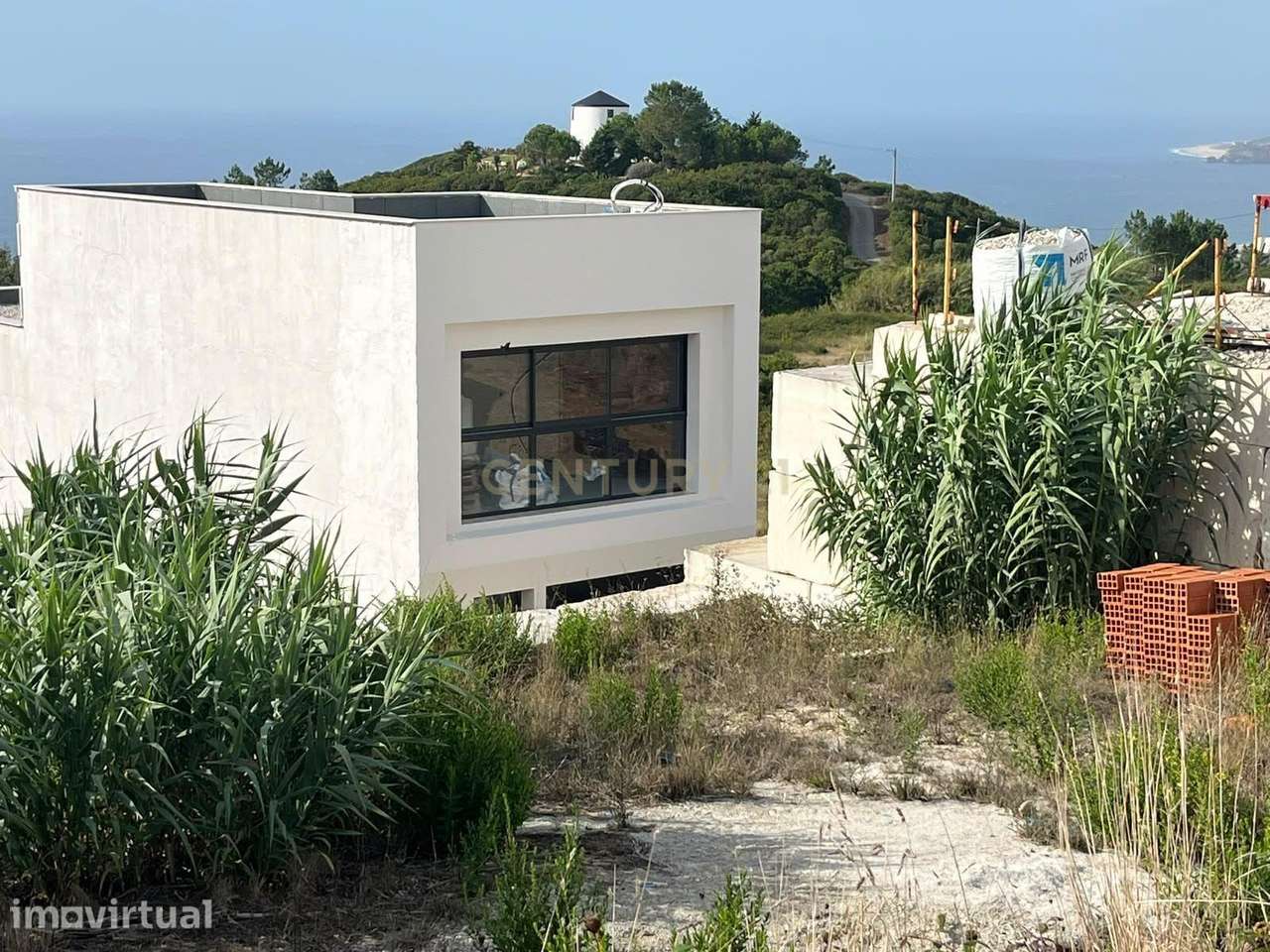 Moradia única com vista panorâmica sobre o Oceano Atlântico - Grande imagem: 2/23