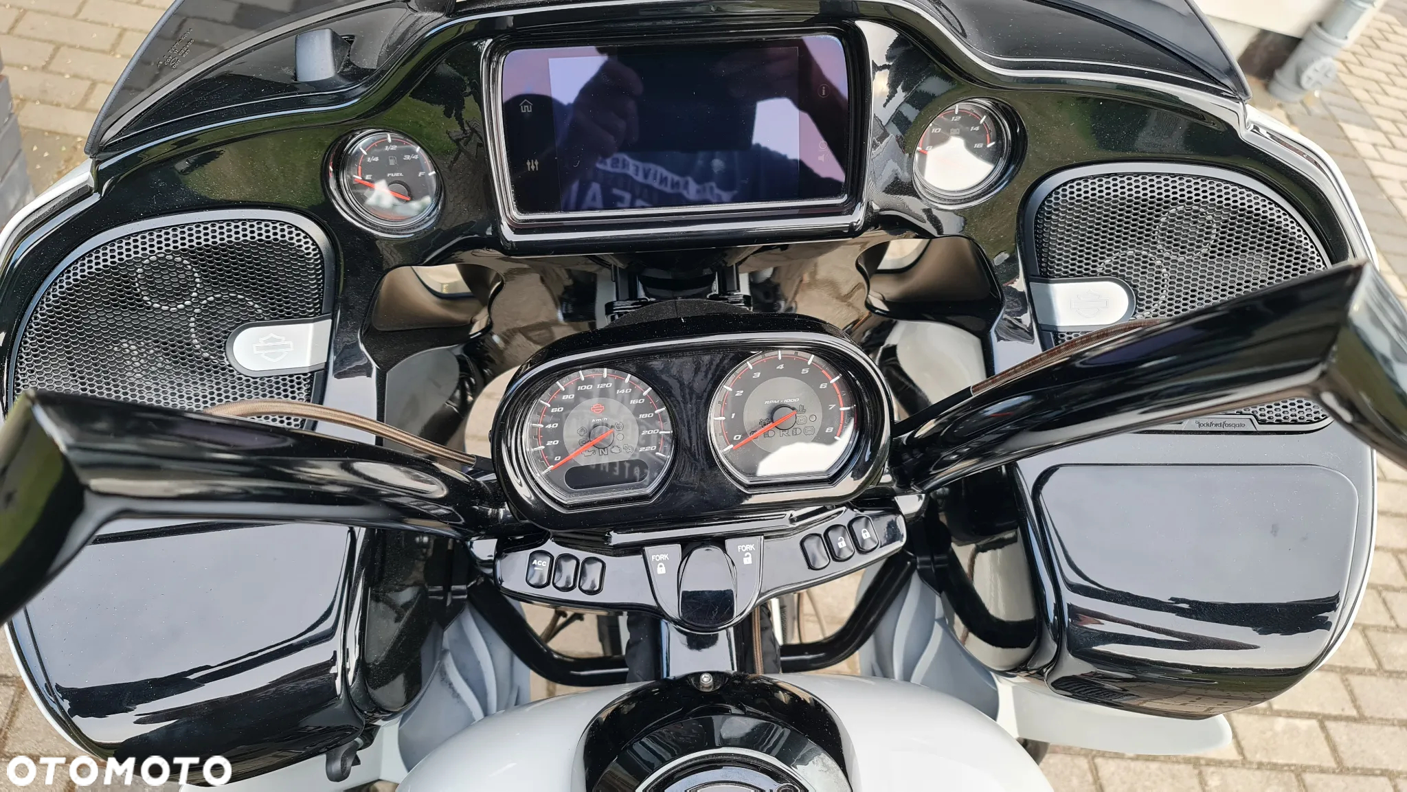 Harley-Davidson Touring Road Glide - 6