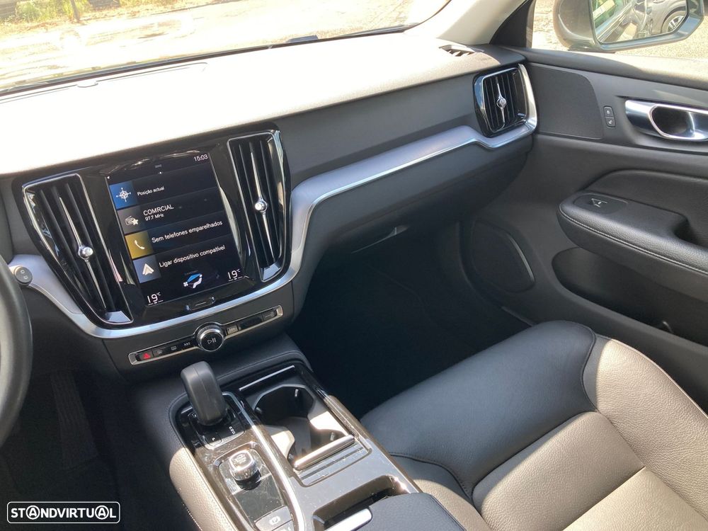 Volvo V60 2.0 T6 AWD TE Inscription Expression - 33