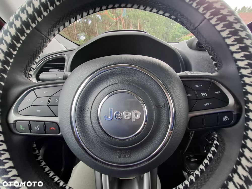 Jeep Renegade - 19