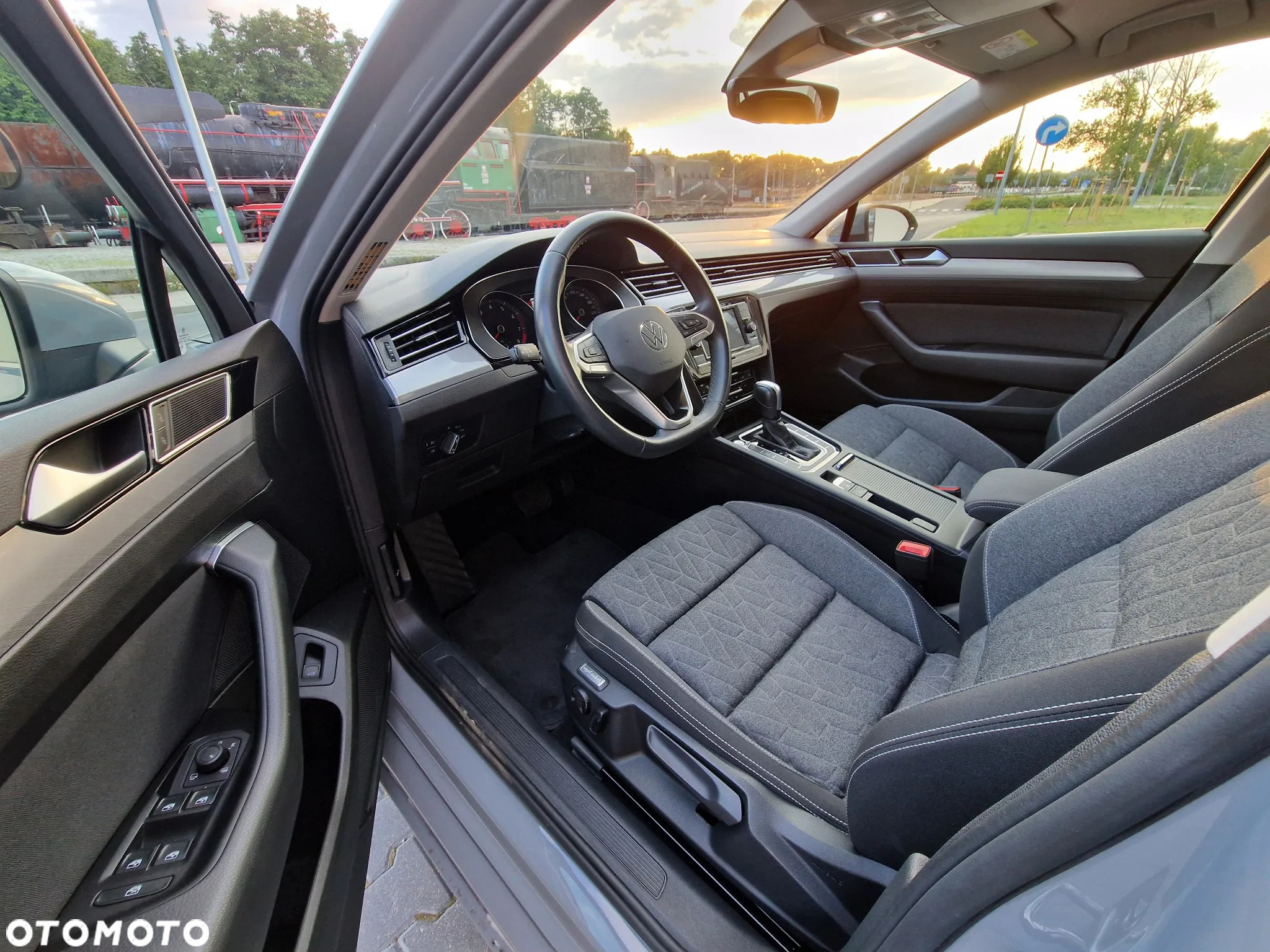 Volkswagen Passat 1.5 TSI EVO Business DSG - 5