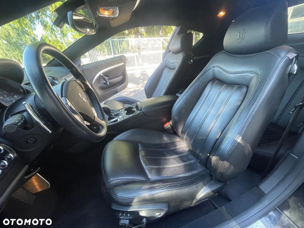 Maserati GranTurismo Automat - 10