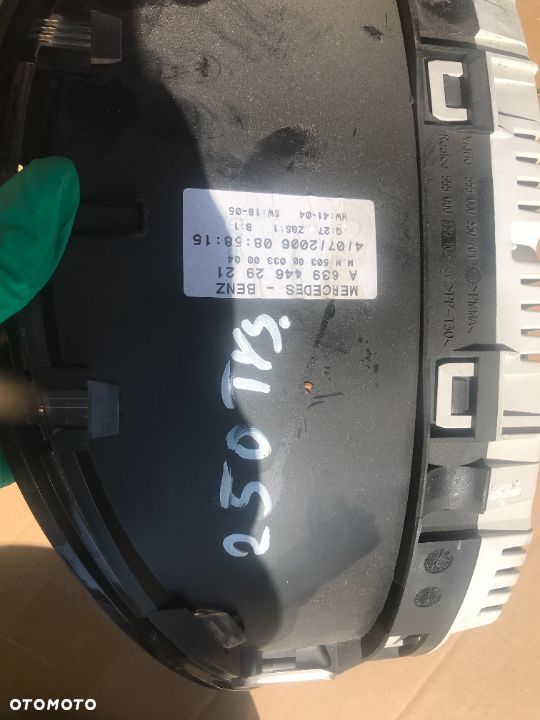 LICZNIK ZEGAR VITO W639 2,2 CDI EUROPA 6394462921 - 4