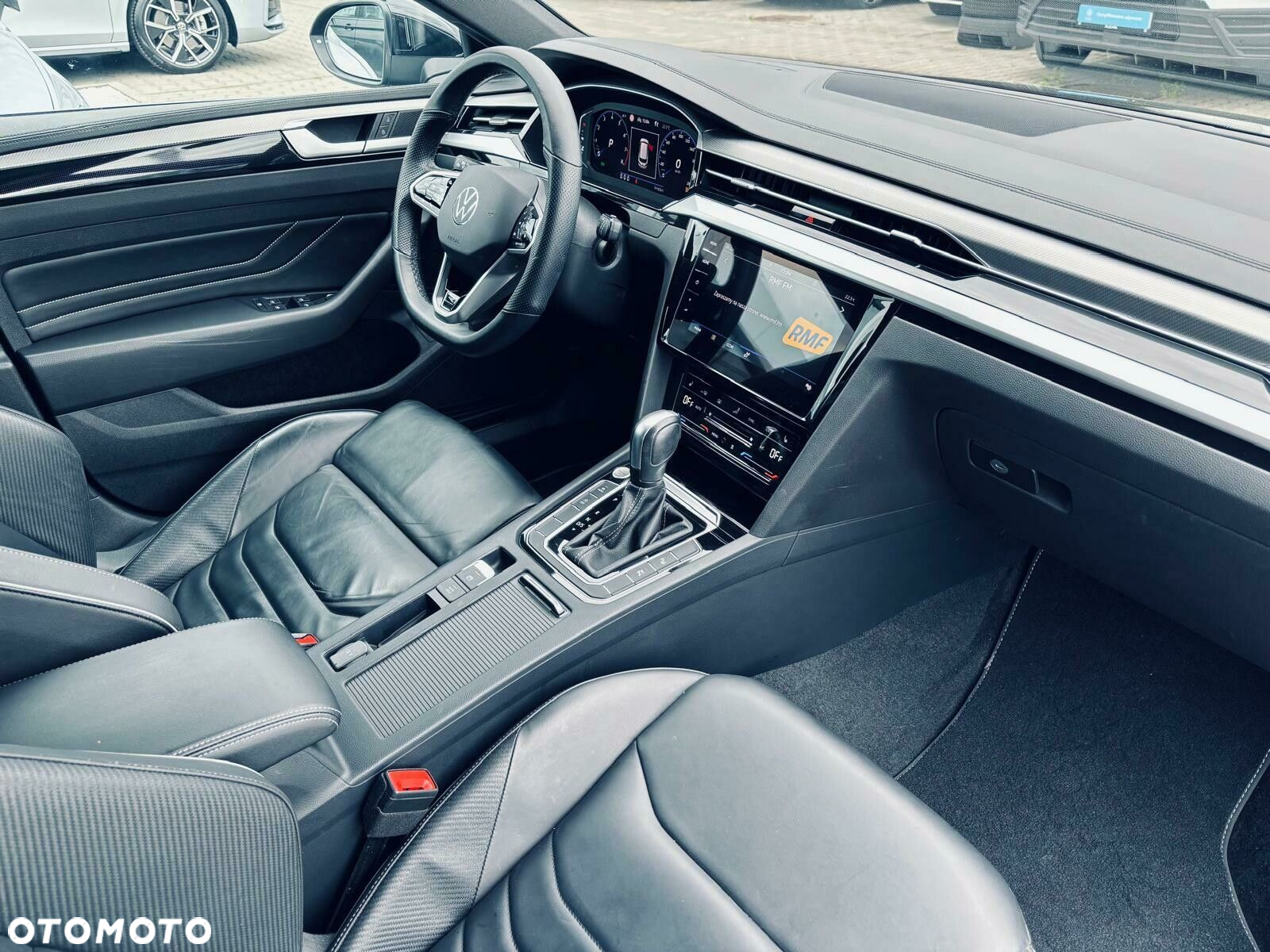 Volkswagen Arteon 2.0 TSI R-Line DSG - 20