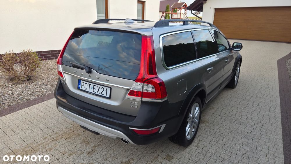 Volvo XC 70 D5 AWD Summum - 3